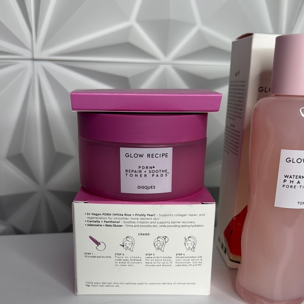 Glow Recipe  Skincare Trio - Toner Pads, Serum, Watermelon Toner - Picture 3 of 5